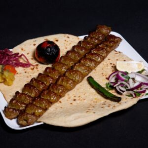 کوبیده با نان تازه Grilled Minced Meat with Fresh Bread