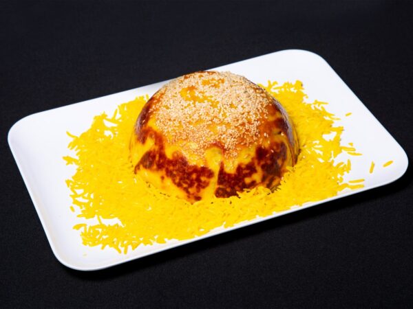 Oven Cooked Crispy Saffron Rice with Bread برنج زعفرانی با ته دیگ نان برشته